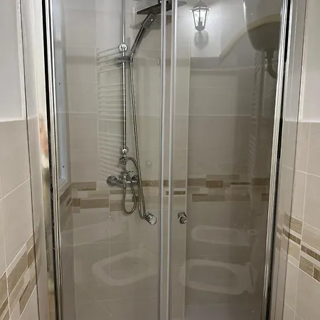 M&c Vicolo Stretto *