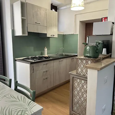 M&c Vicolo Stretto *