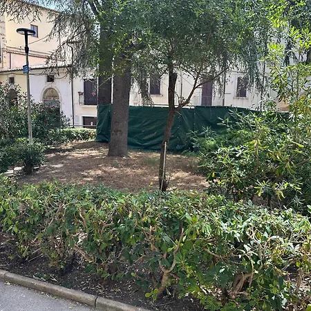 M&c Vicolo Stretto Apartment