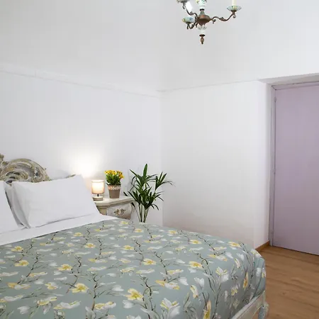 M&c Vicolo Stretto Apartment *