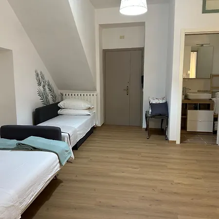 M&c Vicolo Stretto *